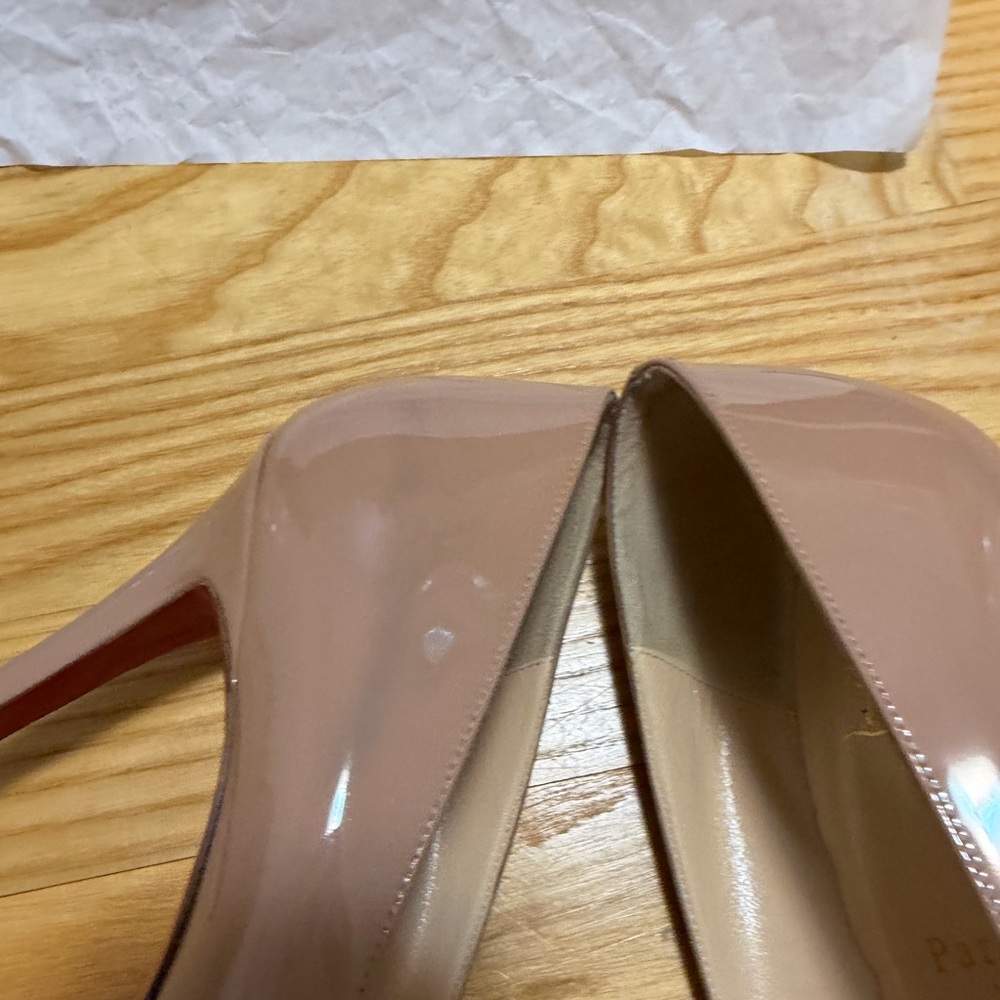 Christian Louboutin Pigalle 100 Patent Leather Pumps - Picture 9 of 11